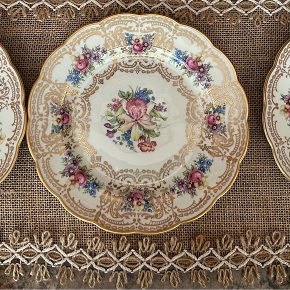 Mid-Century Royal Bayreuth Salad or Dessert Plate, Set of 3 - Picture 15 of 16